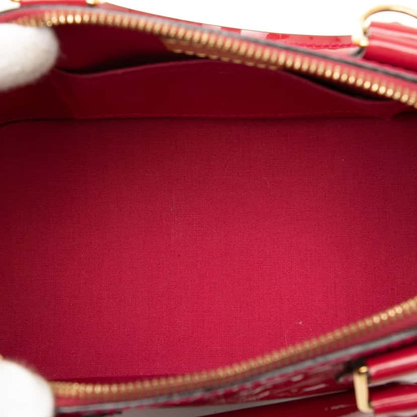 Louis Vuitton Monogram Vernis Alma BB Red Leather Very good condition - Model View