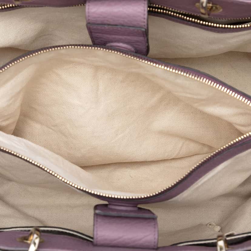 Gucci Large Calfskin Bamboo Shopper Satchel Purple Leather Very good condition - Model View