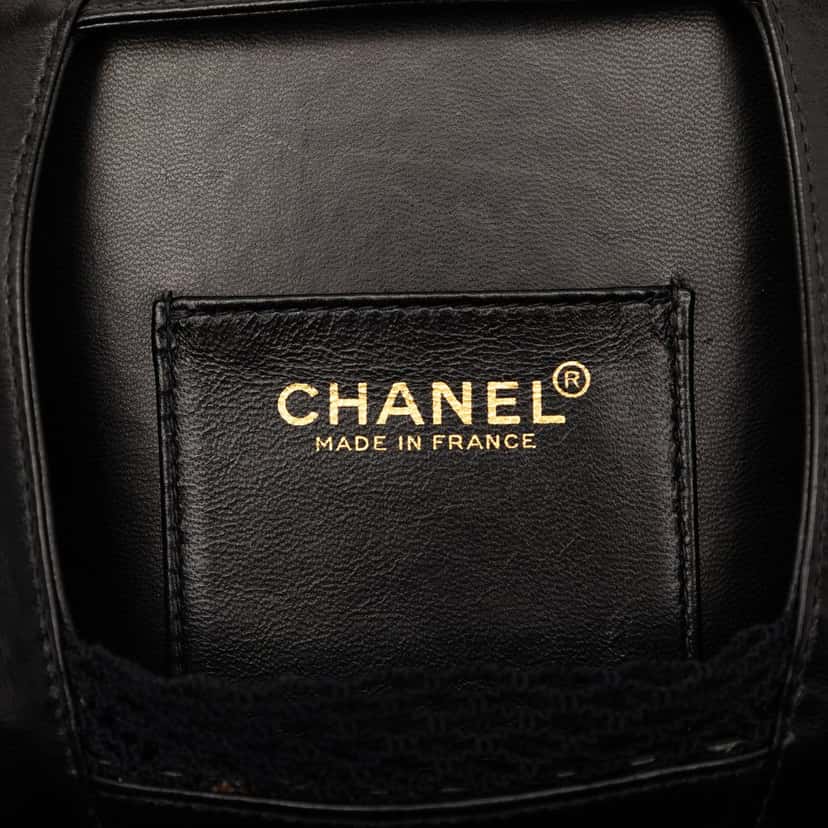 Chanel Lambskin and Satin Camellia Flower Evening Bag Black Leather Very good condition - Box View