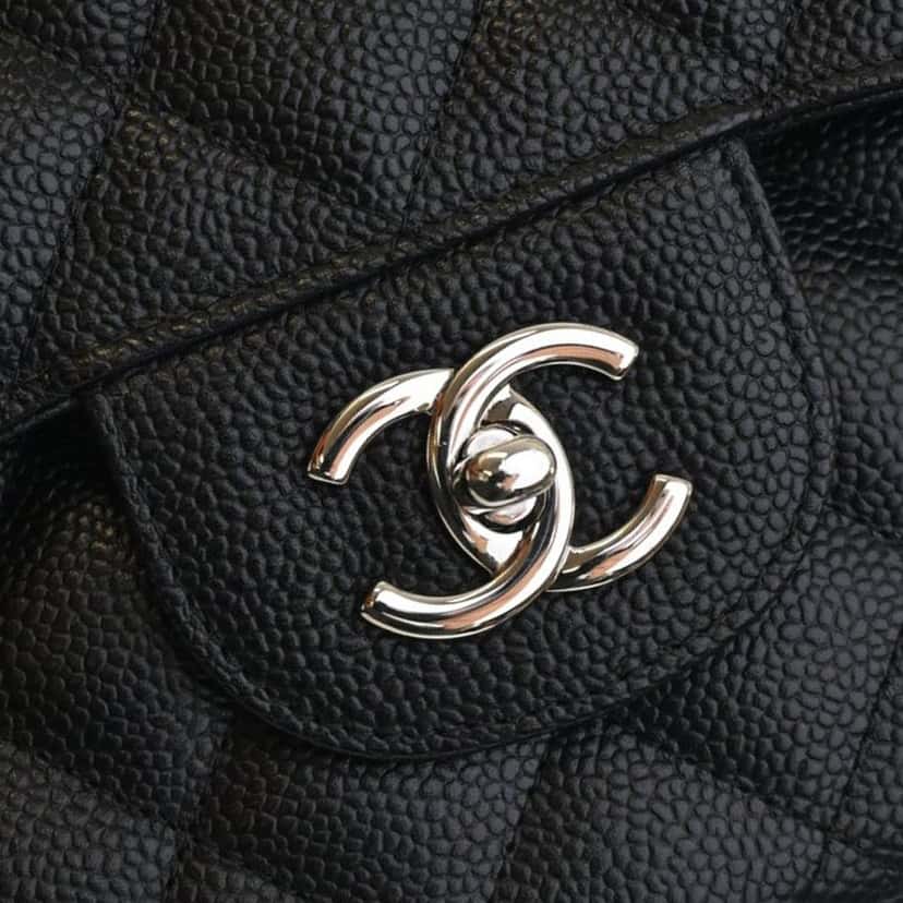 Chanel Jumbo Classic Caviar Double Flap Black Leather Very good condition - Box View