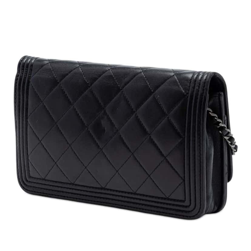Chanel Quilted Lambskin Boy Wallet On Chain Black Leather Very good condition - Back View
