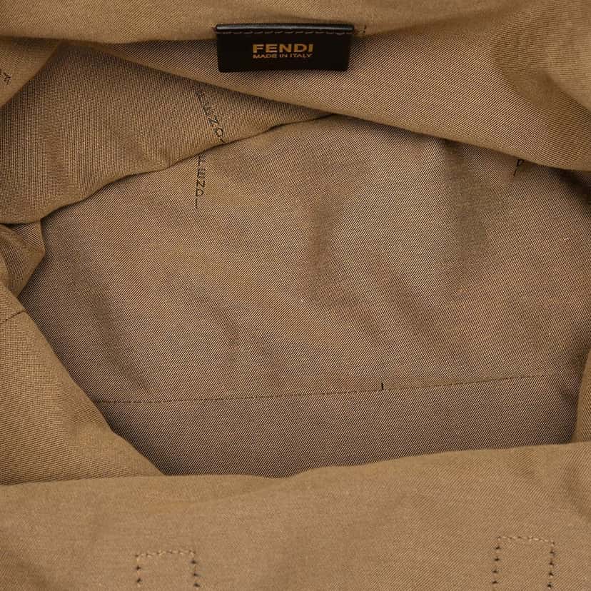 Fendi Zucca Canvas Shopping Tote Brown Very good condition - Model View