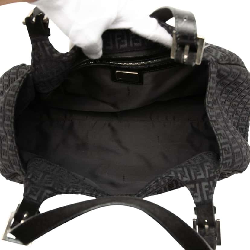 Fendi Zucchino Canvas Shoulder Bag Black Very good condition - Model View