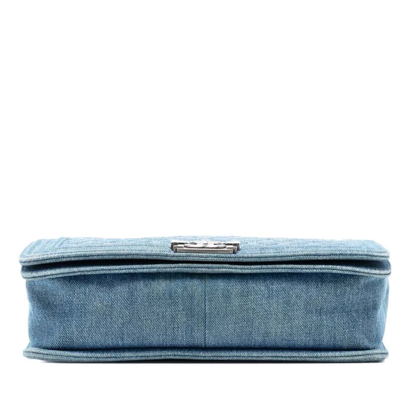Chanel Large Quilted Denim Boy Flap Blue Never worn, with tag - Inside View