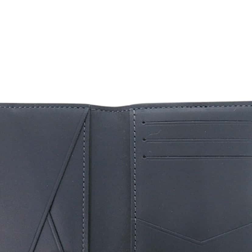 Louis Vuitton Monogram Shadow Pocket Organizer Blue Leather Very good condition - Inside View