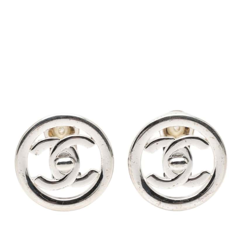 Chanel CC Brass Turnlock Round Clip On Earrings Silver Metal Very good condition - Front View