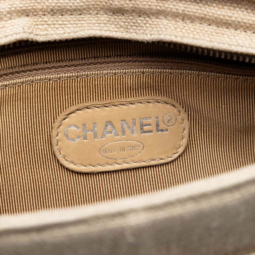 Chanel Petite Canvas Shopping Tote Beige Very good condition - Box View