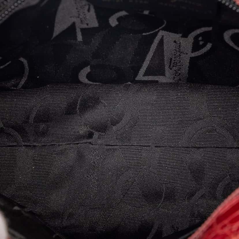 Ferragamo Croc Embossed Leather Vara Shoulder Bag Red Leather Very good condition - Model View