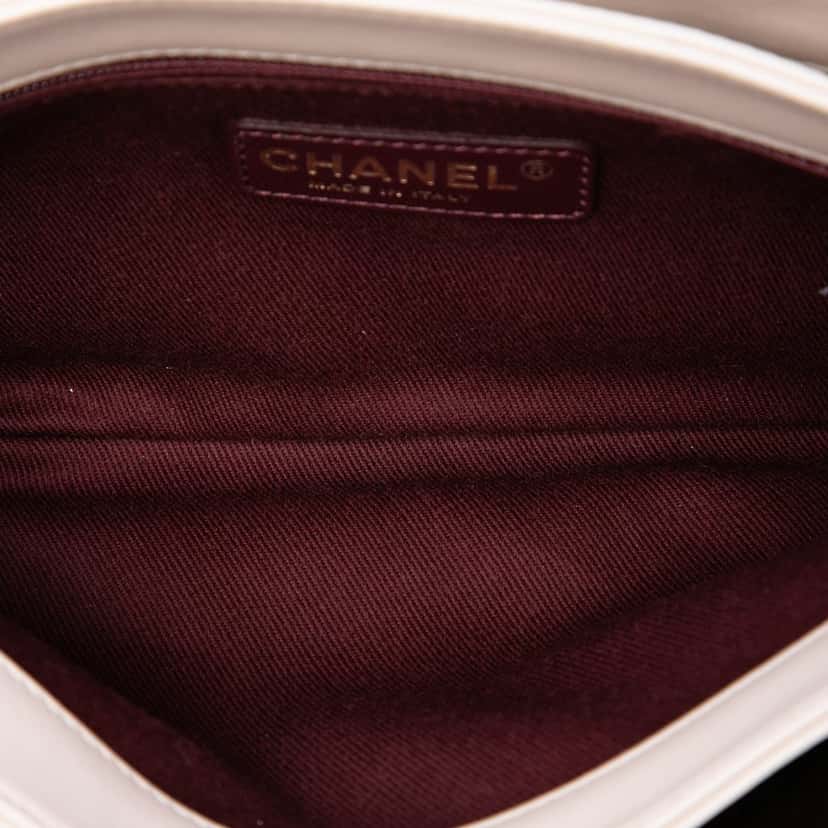 Chanel Medium Quilted Lambskin Soft Elegance Flap Brown Leather Very good condition - Model View