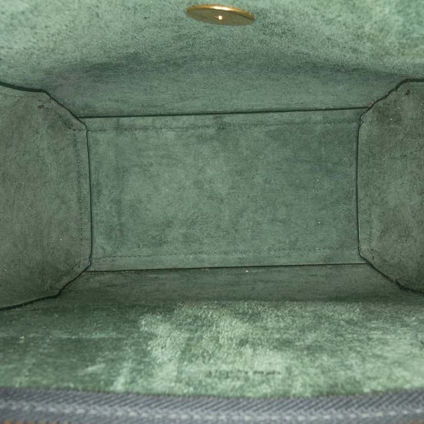 Celine Nano Grained Calfskin Belt Bag Green Leather Very good condition - Model View