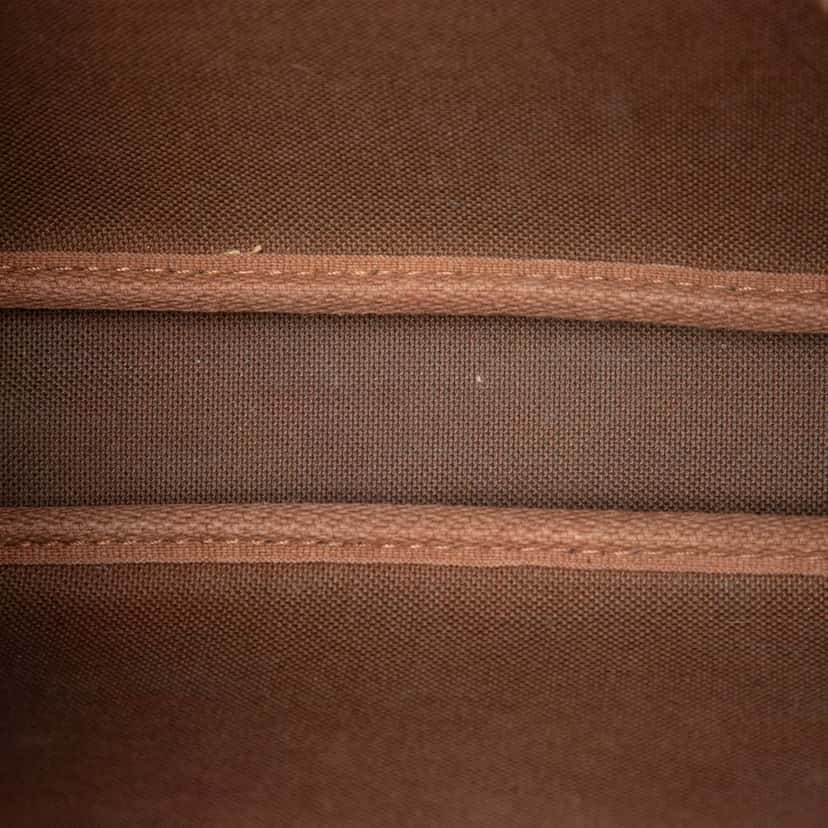 Louis Vuitton Monogram Pochette Accessoires Brown Very good condition - Model View