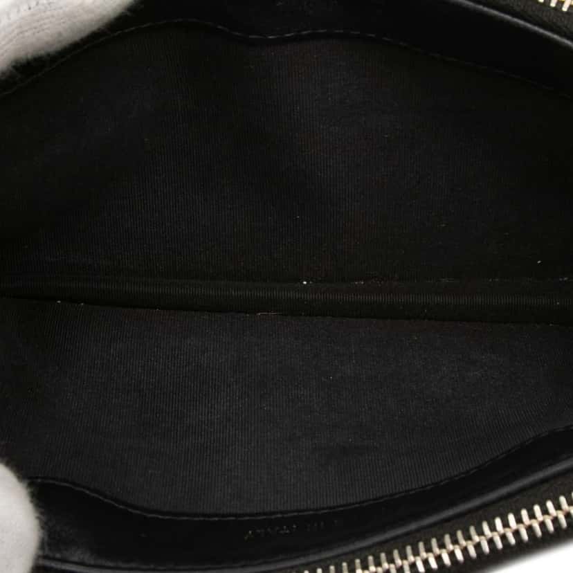 Chanel Quilted Lambskin Boy Double Zip Wallet On Chain Black Leather Very good condition - Model View