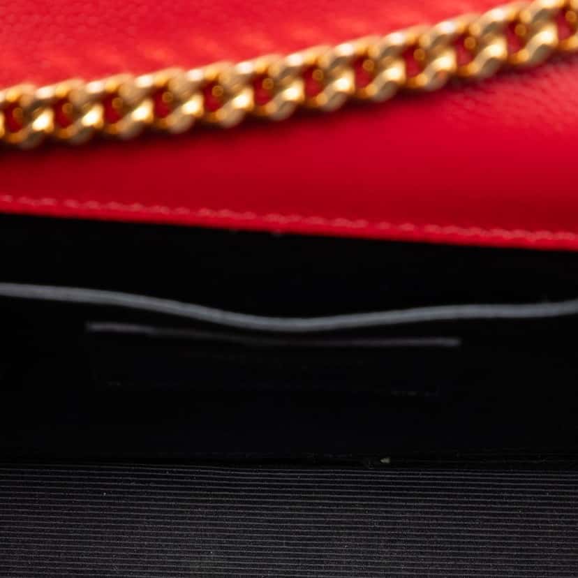 Saint Laurent Small Grain De Poudre Monogram Kate Crossbody Red Leather Very good condition - Model View