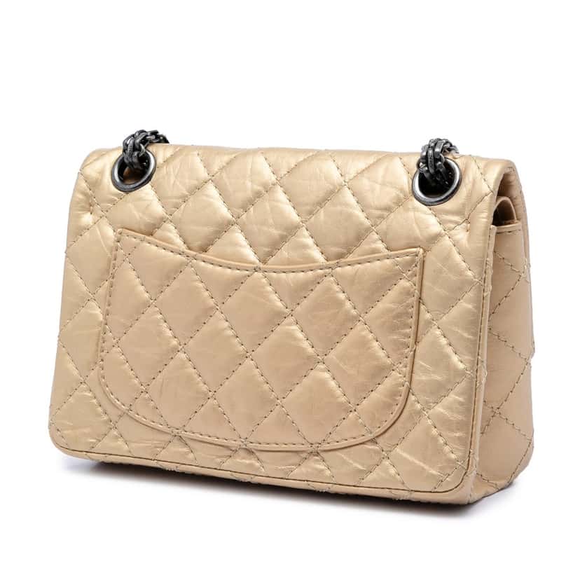 Chanel Quilted Aged Calfskin Reissue 2.55 Double Flap 224 Gold Leather Very good condition - Back View