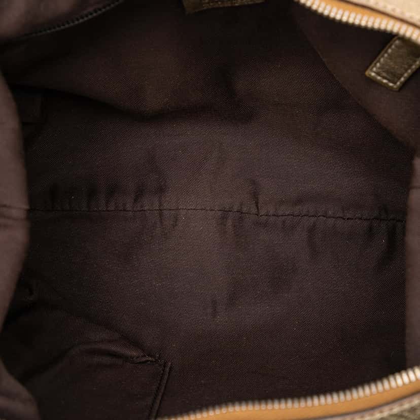 Gucci GG Canvas Web Crossbody Beige Very good condition - Model View