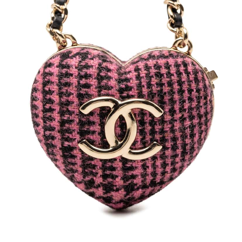 Chanel CC Tweed Heart Locket Necklace Pink Very good condition - Back View