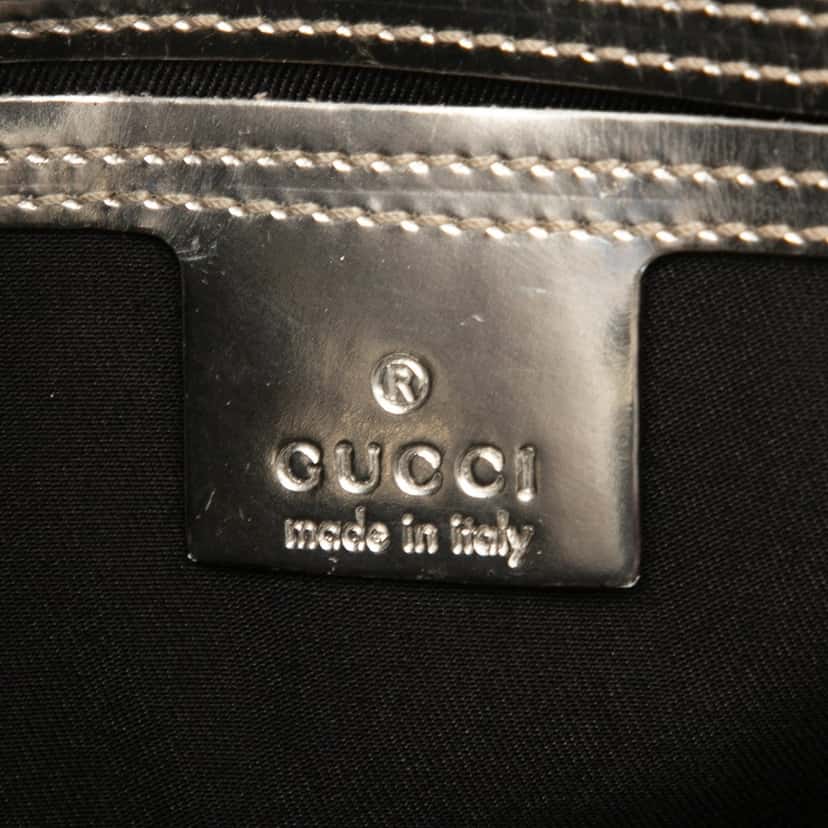 Gucci GG Supreme Tote White Very good condition - Box View