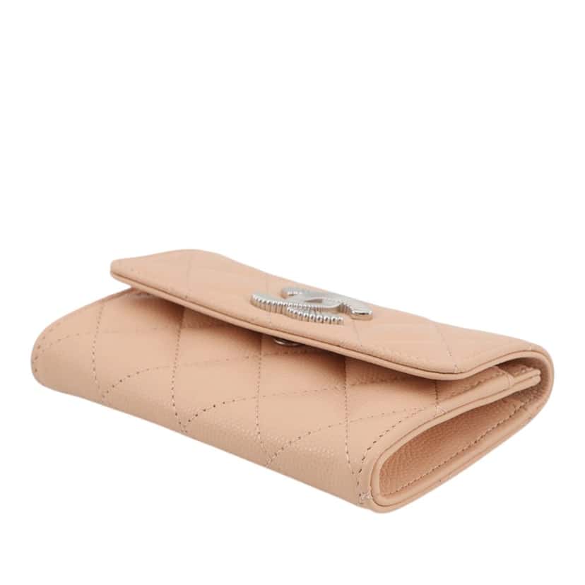 Chanel CC Quilted Caviar Card Holder Beige Leather Very good condition - Back View