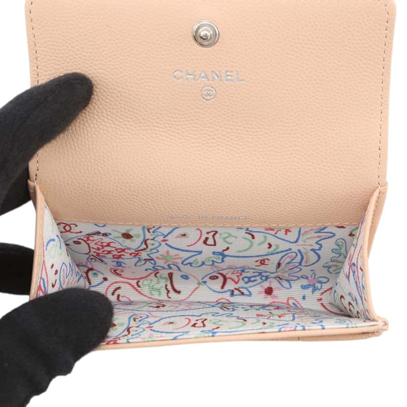 Chanel CC Quilted Caviar Card Holder Beige Leather Very good condition - Box View