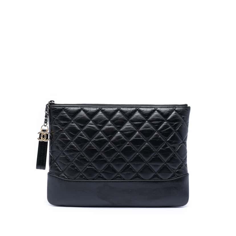 Chanel Medium Aged Calfskin Gabrielle O Case Clutch Black Leather Very good condition - Front View