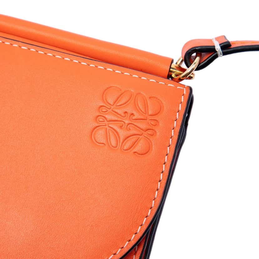 LOEWE Leather Gate Pochette Crossbody Orange Leather Very good condition - Box View