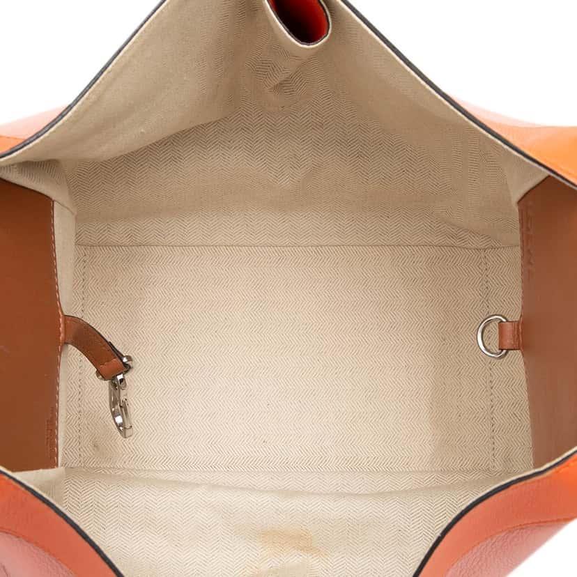Loewe Small Tricolor Soft Grained Calfskin Hammock Bag Orange Leather Very good condition - Model View