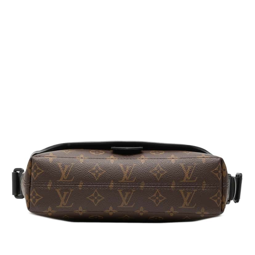 Louis Vuitton Monogram Macassar Magnetic Messenger Brown Very good condition - Inside View