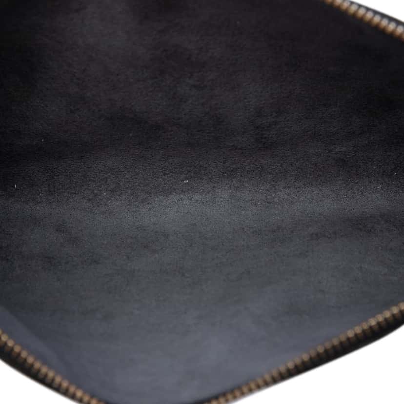 Louis Vuitton Epi Pochette Accessoires Black Leather Very good condition - Model View