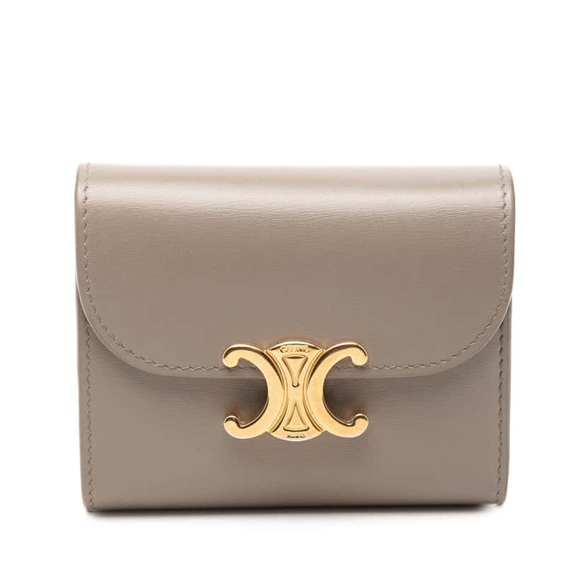 Celine Shiny Calfskin Triomphe Flap Small Wallet Brown Leather Very good condition - Front View