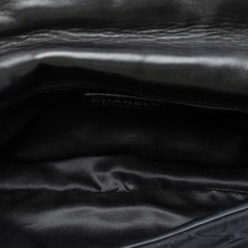 Chanel CC Ultra Stitch Mesh Flap Black Very good condition - Model View