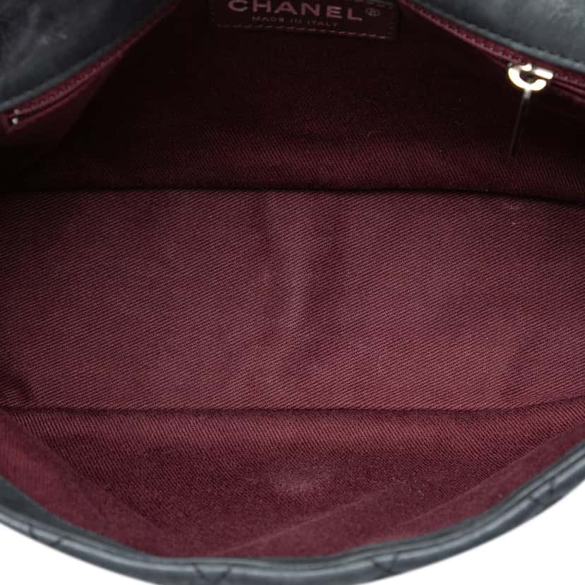 Chanel Medium Iridescent Calfskin In The Mix Flap Black Leather Very good condition - Model View
