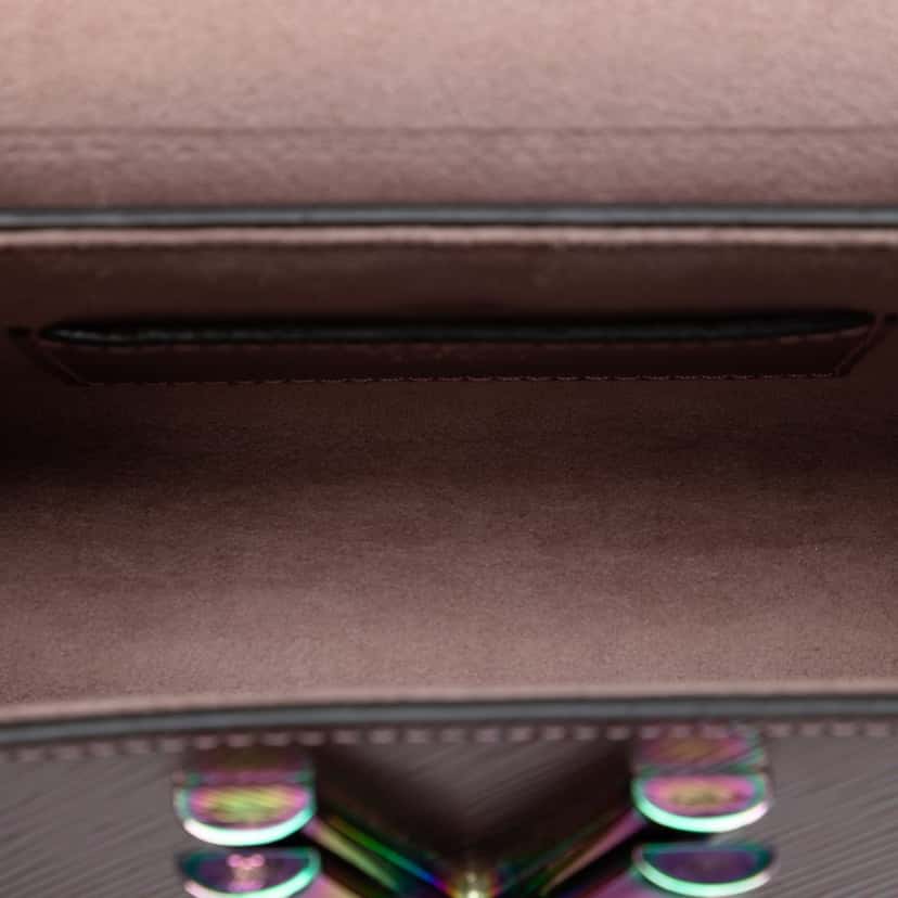 Louis Vuitton Epi Scarabeo Twist PM Pink Leather Very good condition - Model View