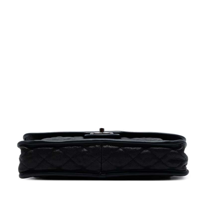 Chanel Medium Caviar French Riviera Flap Blue Leather Very good condition - Inside View