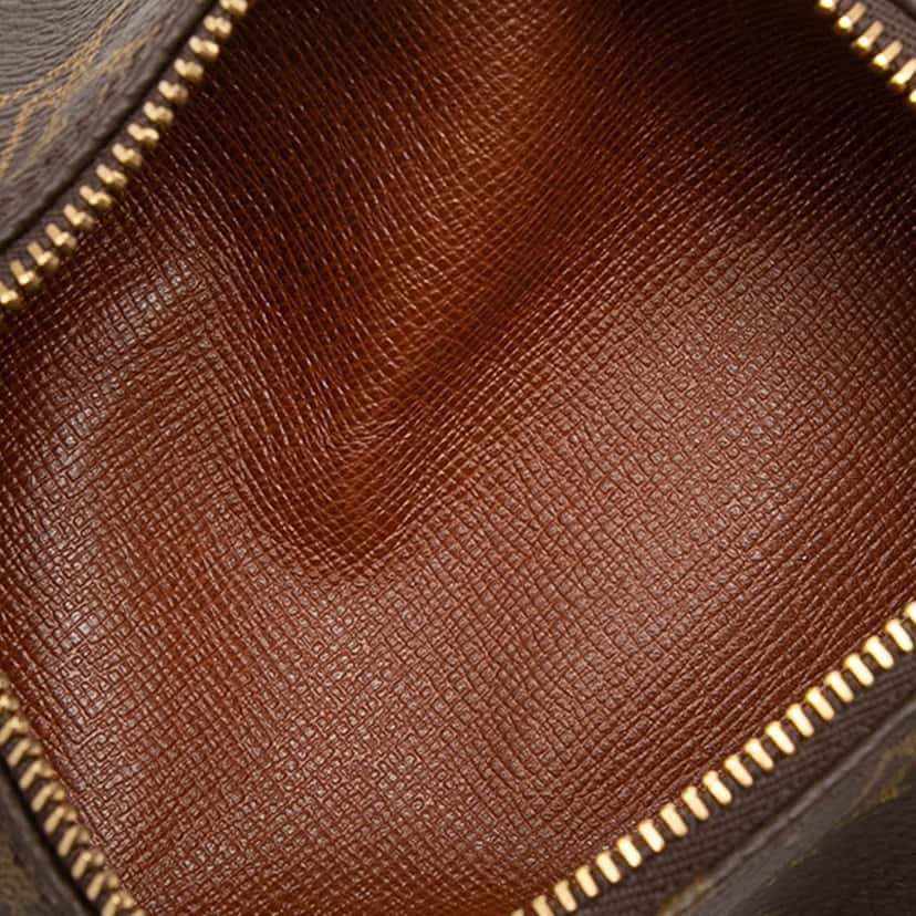 Louis Vuitton Monogram Papillon Pochette Brown Very good condition - Model View