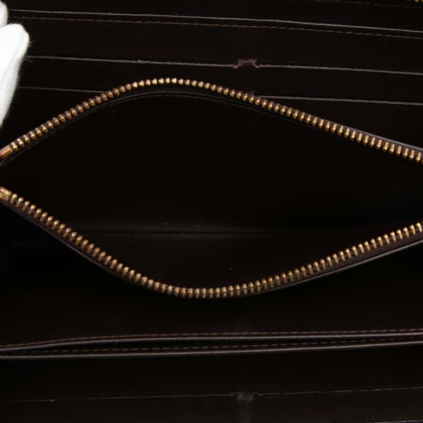 Louis Vuitton Monogram Vernis Zippy Long Wallet Purple Leather Good condition - Model View