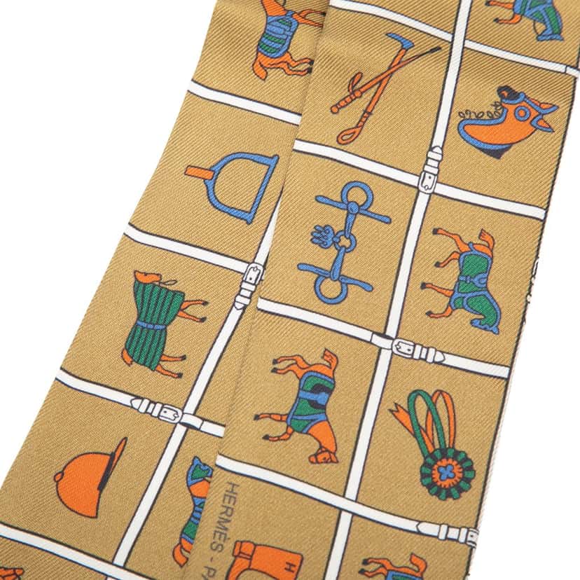 Hermès Couvertures et Tenues de Jour Silk Twilly Scarf Brown Never worn - Back View