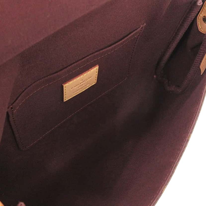 Louis Vuitton Monogram Favorite PM Brown Very good condition - Model View