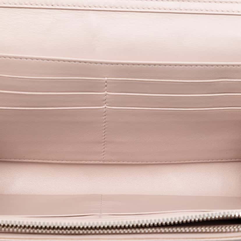 Dior Grained Calfskin Diorama Croisiere Wallet on Chain Pink Leather Very good condition - Model View