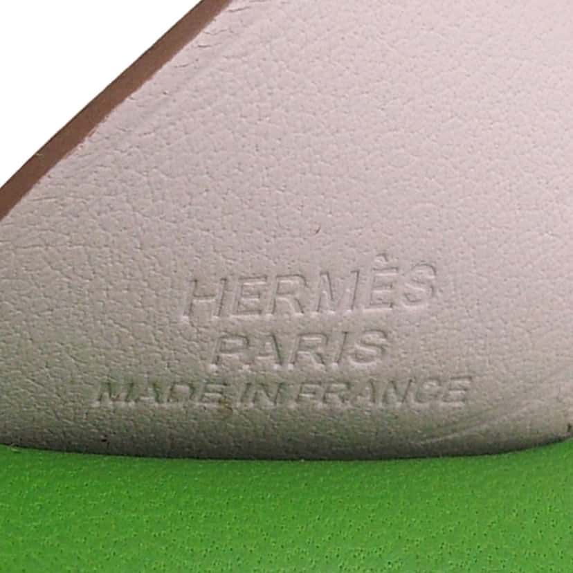 Hermès Milo Lambskin and Swift Grigri Rodeo Pegase Bag Charm PM Green Leather Very good condition - Inside View