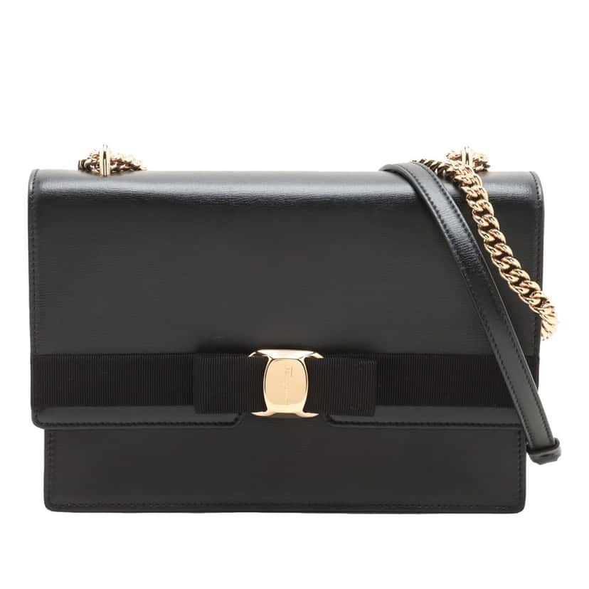 Ferragamo Leather Vara Bow Chain Crossbody Black Leather Very good condition - Front View