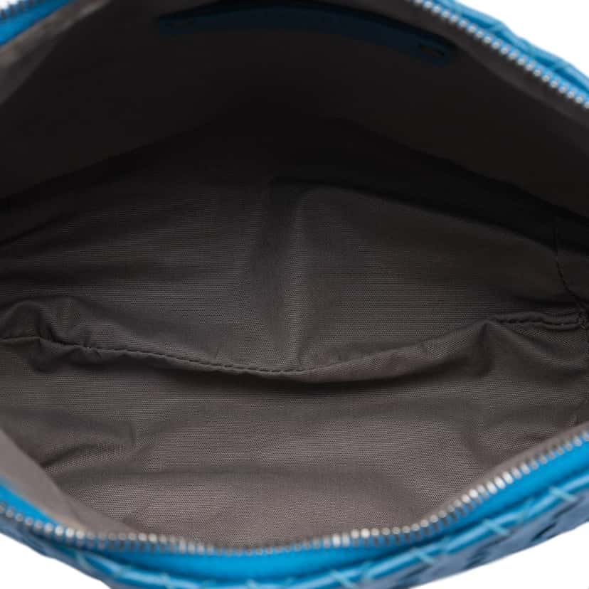 Bottega Veneta Nappa Intrecciato Crossbody Blue Leather Very good condition - Model View