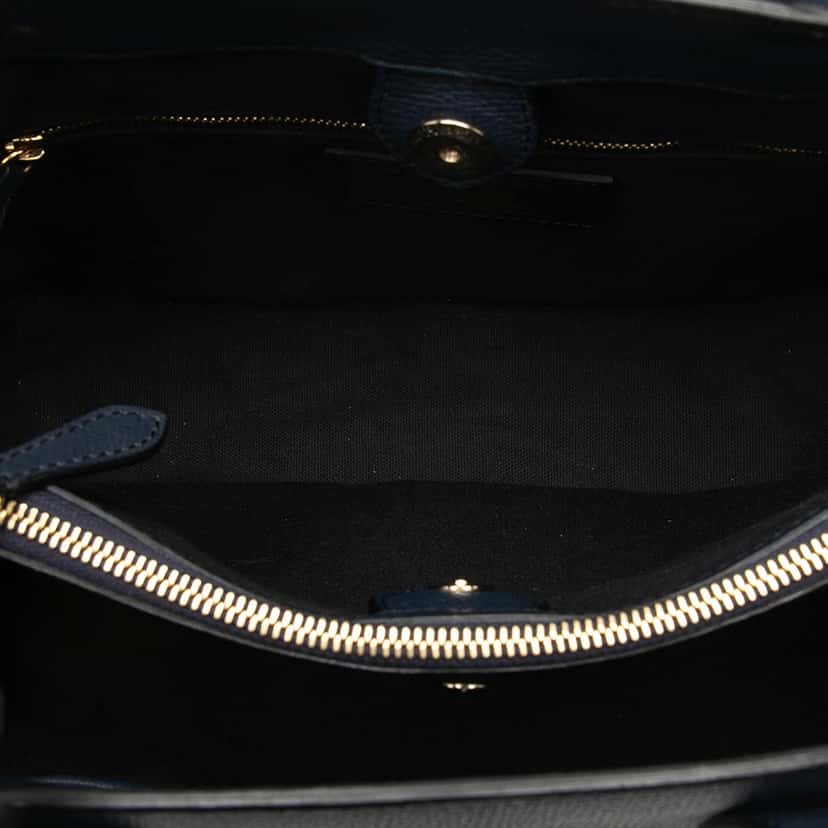 Burberry Medium Leather and House Check Banner Satchel Blue Leather Very good condition - Model View