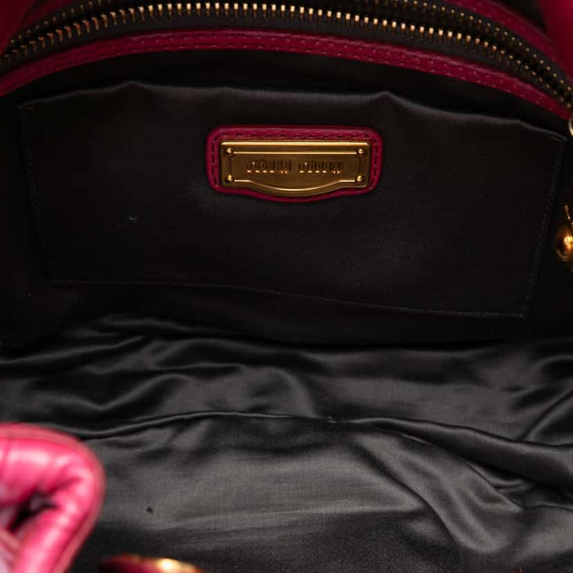 Miu Miu Matelasse Nappa Coffer Satchel Pink Leather Very good condition - Model View
