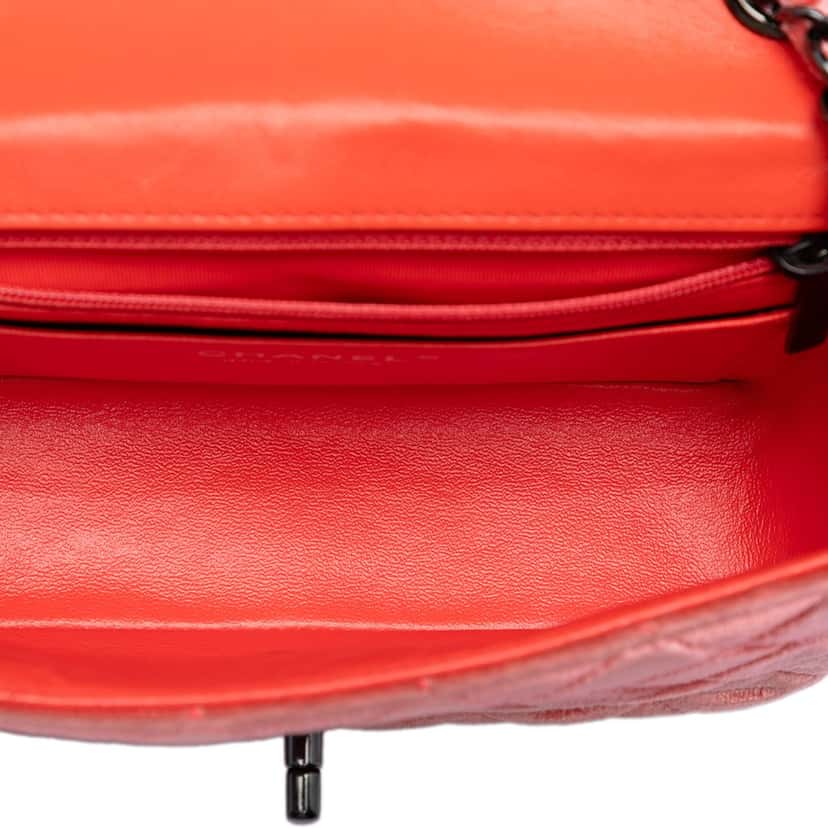 Chanel Mini Rectangular Classic Velvet Single Flap Orange Very good condition - Model View