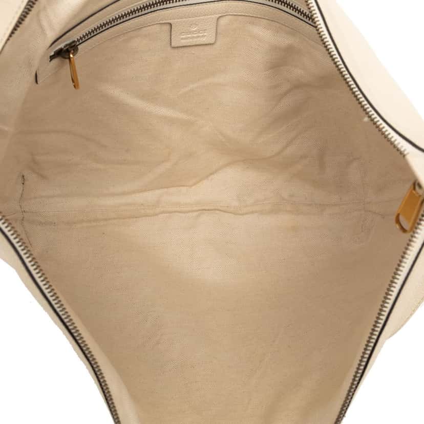 Gucci Leather Logo Half Moon Crossbody Beige Leather Very good condition - Model View