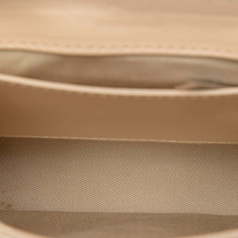 Chloé Mini Calfskin C Satchel Beige Leather Very good condition - Model View