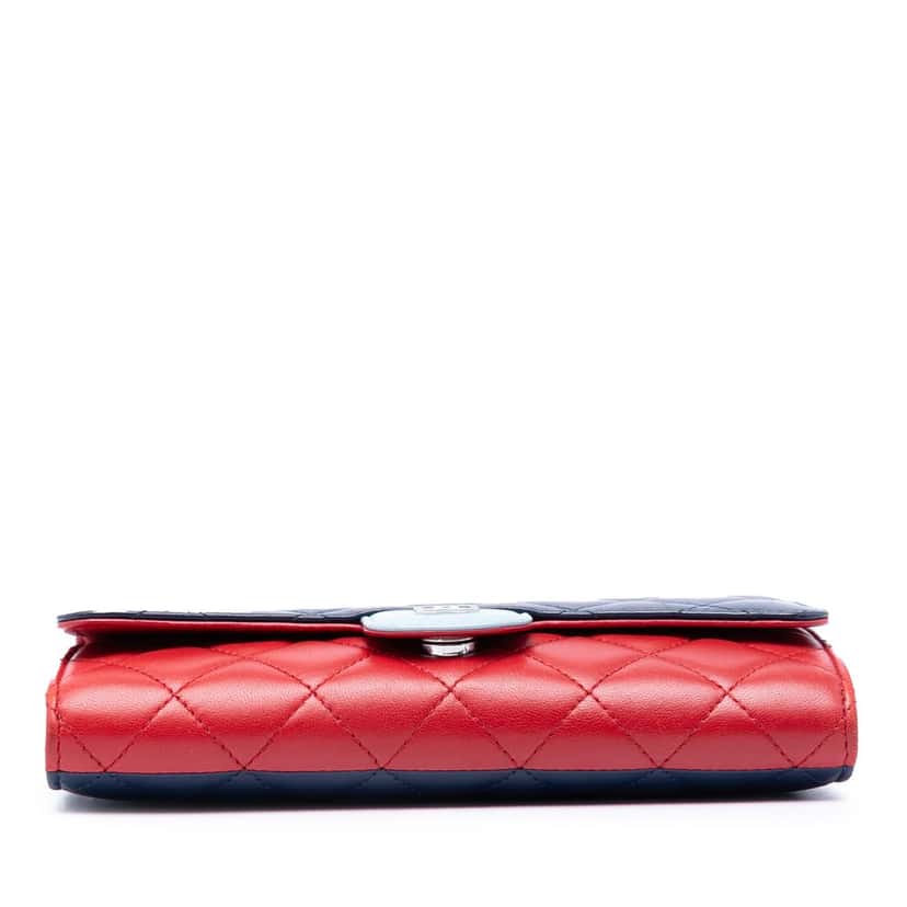 Chanel Tricolor Quilted Lambskin Wallet on Chain Blue Leather Very good condition - Inside View