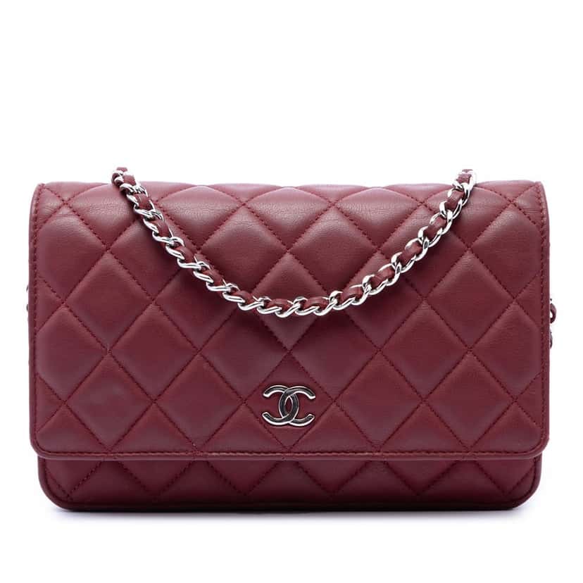 Chanel CC Quilted Lambskin Wallet on Chain Red Leather Very good condition - Front View