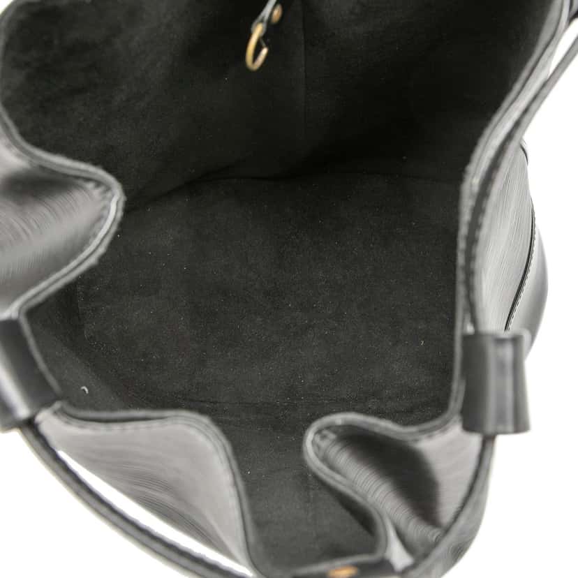 Louis Vuitton Epi Randonnee PM Black Leather Very good condition - Model View