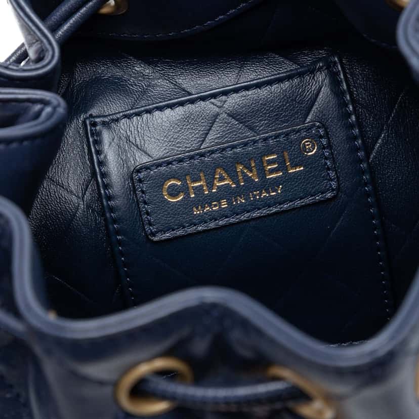 Chanel CC Quilted Lambskin Drawstring Bucket Bag Blue Leather Very good condition - Box View